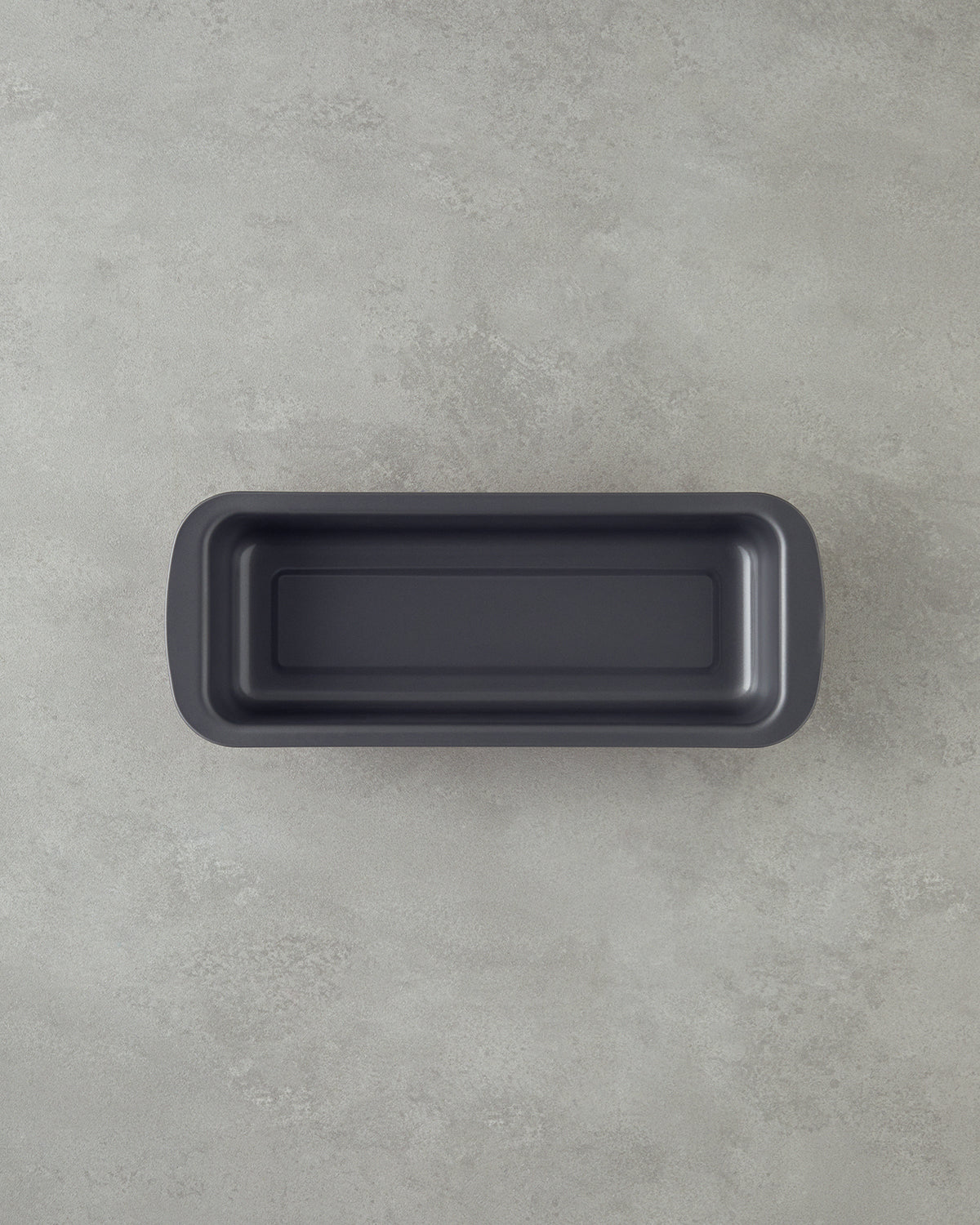 Baker’s Choice Carbon Steel Baton Cake Mold 30x11x6.4 cm Red (view 2)