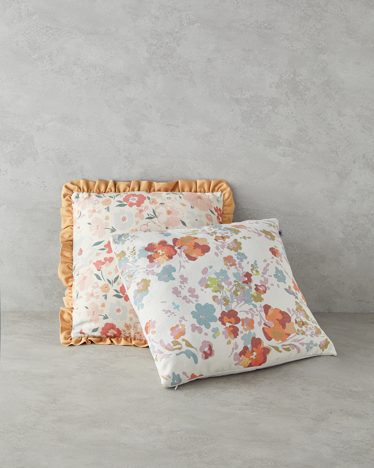Flower Toss Pillow Cover 45x45 cm Multicolor (view 3)