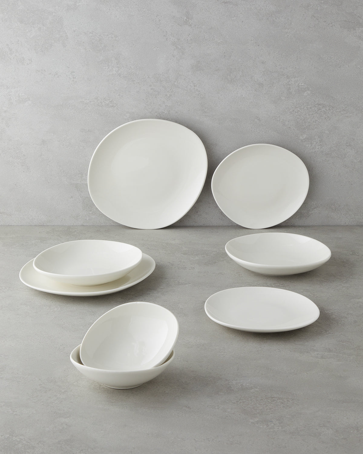 Shape Porcelain Table Set 8 Pieces, 2 Servings White