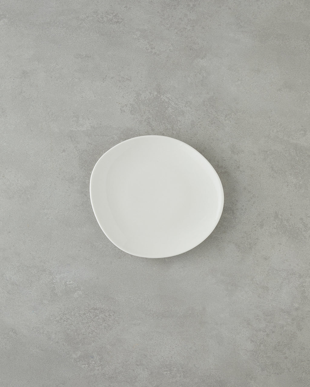 Shape Porcelain Table Set 8 Pieces, 2 Servings White (view 3)