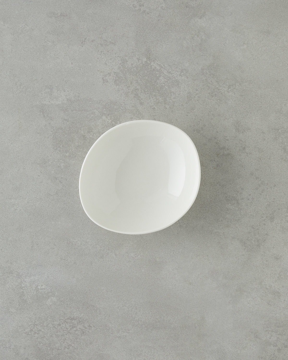 Shape Porcelain Table Set 8 Pieces, 2 Servings White (view 5)