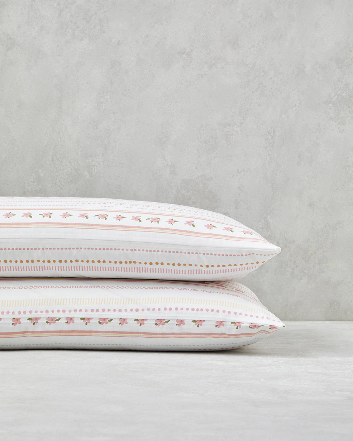 Daisy Stripes Easy Iron 2 pcs Pillowcase 50x70 cm Pink (view 2)