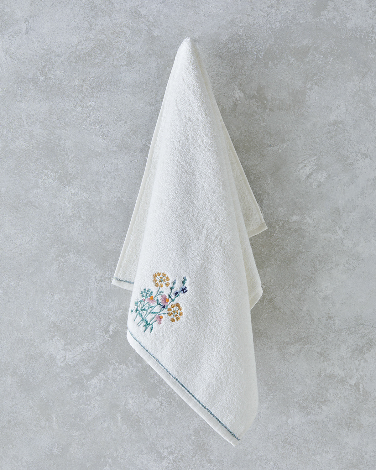 Posy Flowers Cotton Embroidered Face Towel 50x80 cm Ecru
