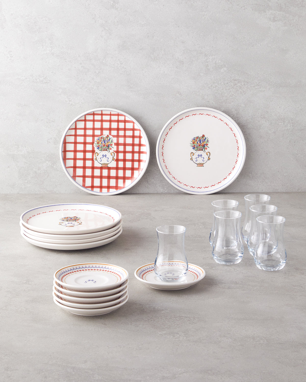 Clara Ceramic Cake Set 18 Pieces, 6 Servings Colored