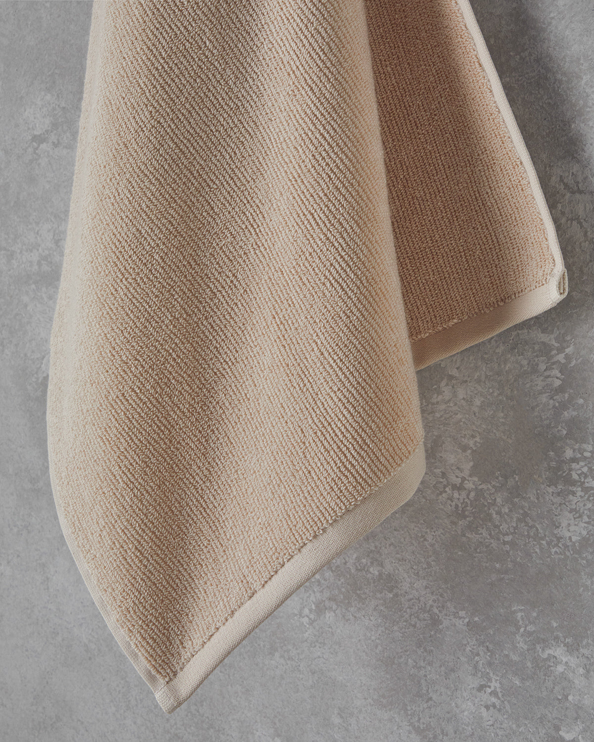 Fluffy Cotton Face Towel 50x80 cm - Gray (view 2)
