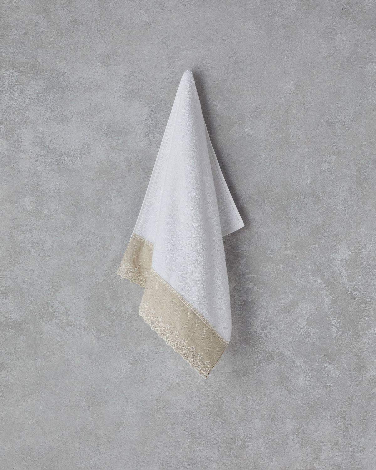 Linda Cotton Embroidered Face Towel 50x90 cm White