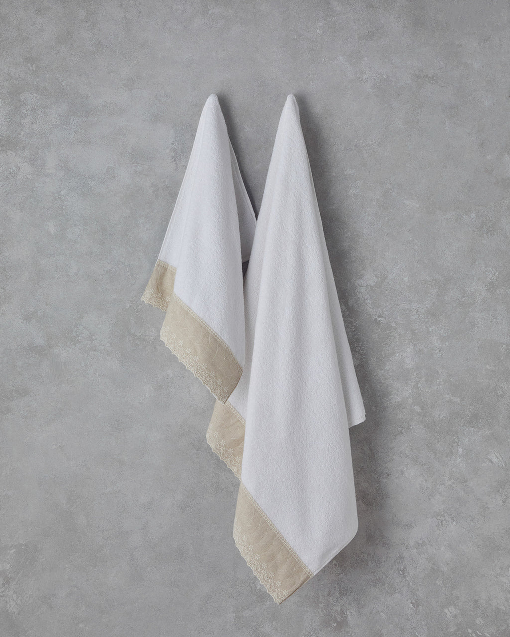 Linda Cotton Embroidered Face Towel 50x90 cm White (view 3)
