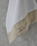Cotton Embroidered Face Towel 50x90 cm White (view 2)