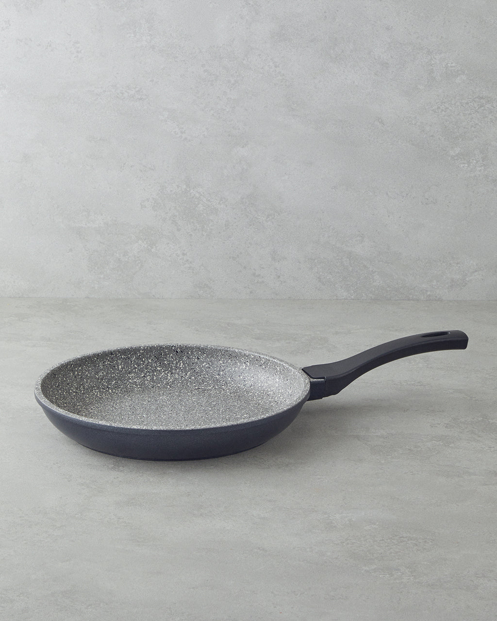 Premium 3 pcs Pan Set 20-24-28 cm Gray (view 2)