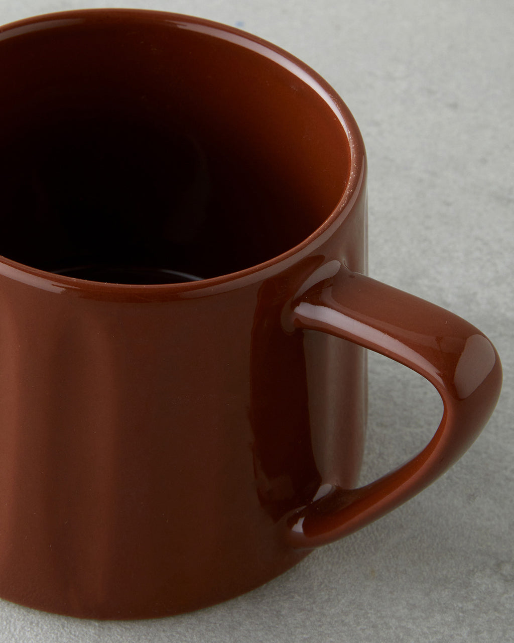 Daphne New Bone China Mug 320 ml Dark Brown (view 3)