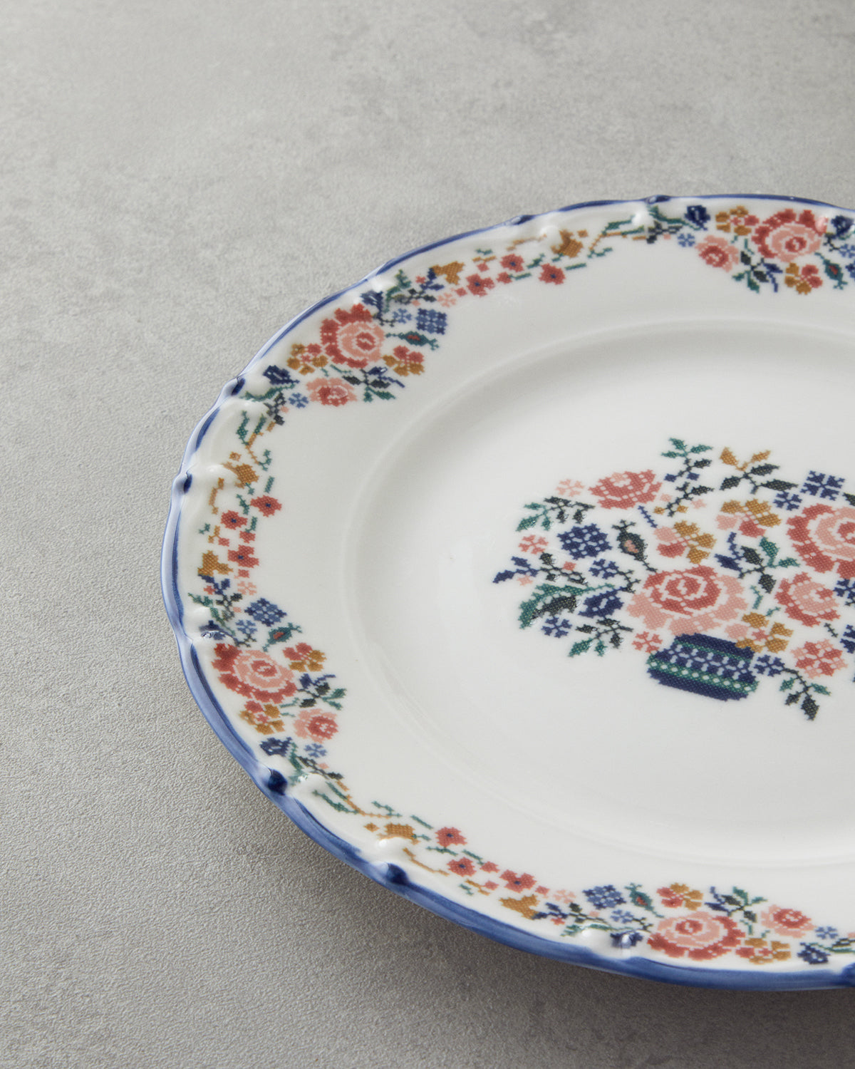 Pixel Porcelain Table Set 12 Pieces, 4 Servings Colored (view 8)