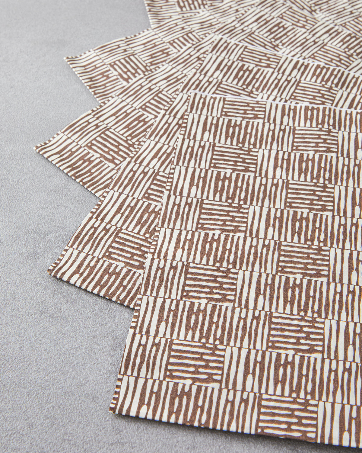 Paper 20 pcs Napkin 33x33 cm Brown (view 2)