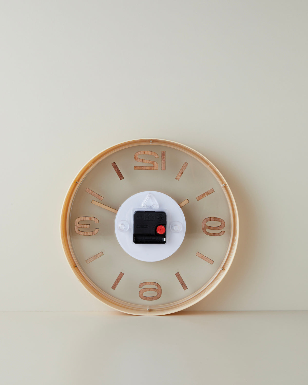 Cara Wall Clock 30 cm Cream (view 3)