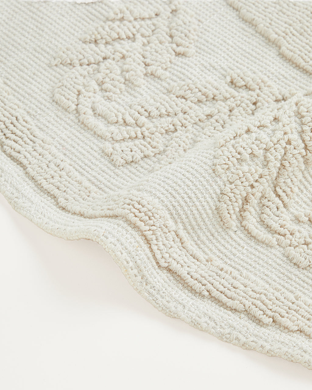Leafs Cotton Boucle Rug 110x110 cm Cream (view 3)