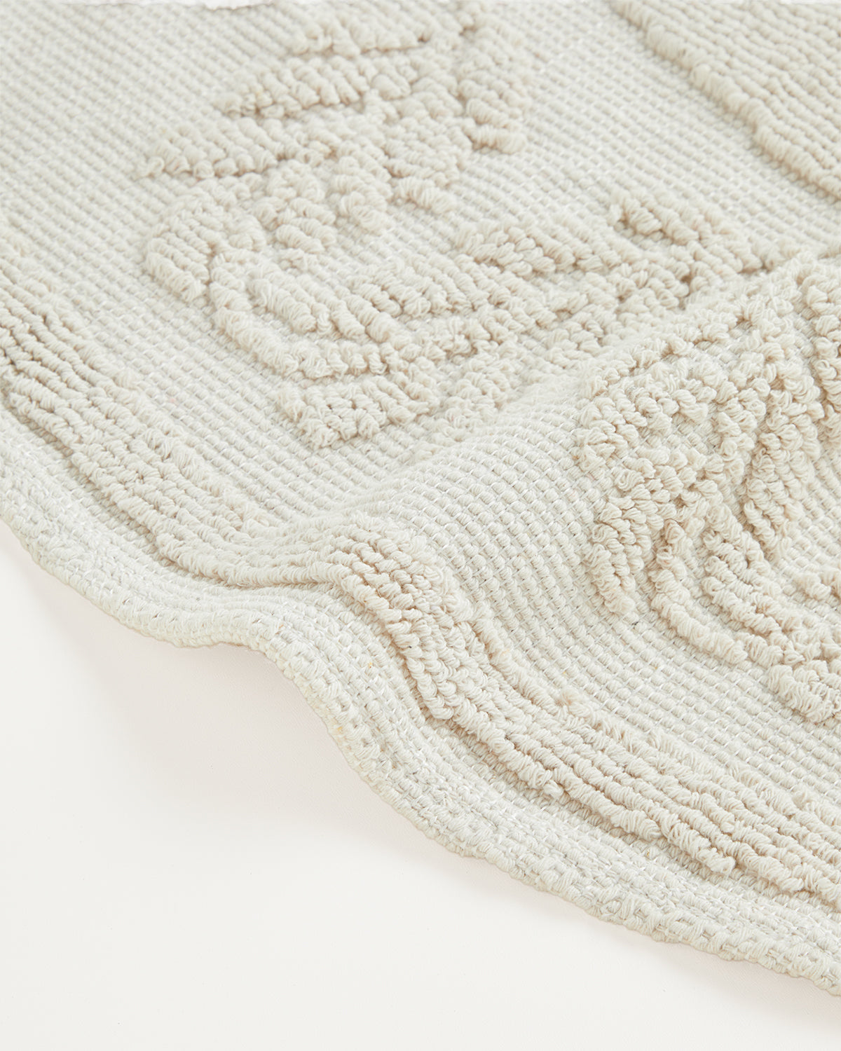 Leafs Cotton Boucle Rug 110x110 cm Cream (view 3)