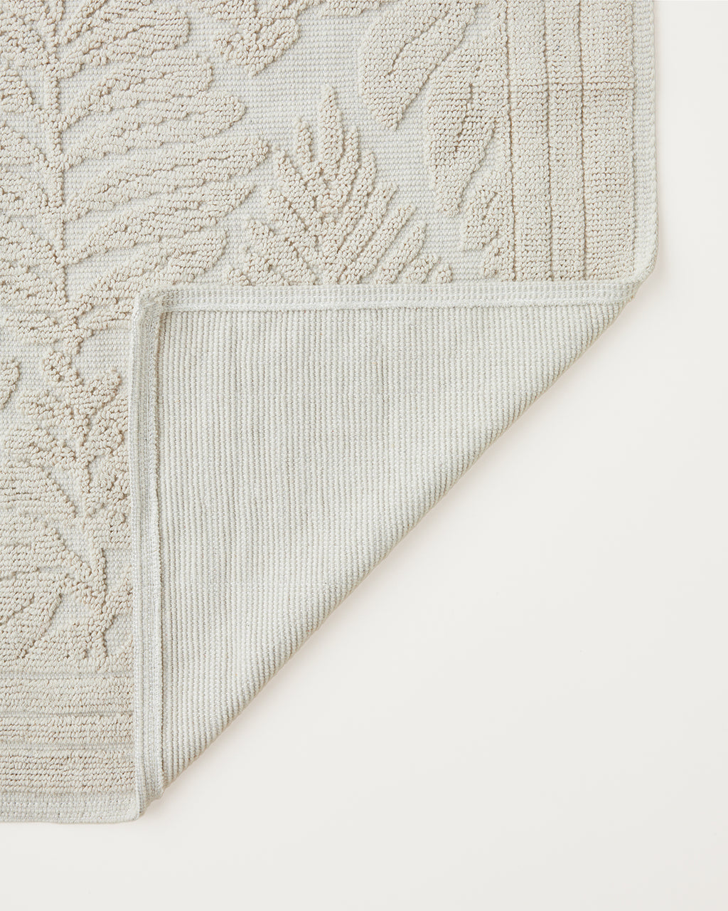 Leafy Cotton Boucle Rug 80x150 cm Cream (view 2)