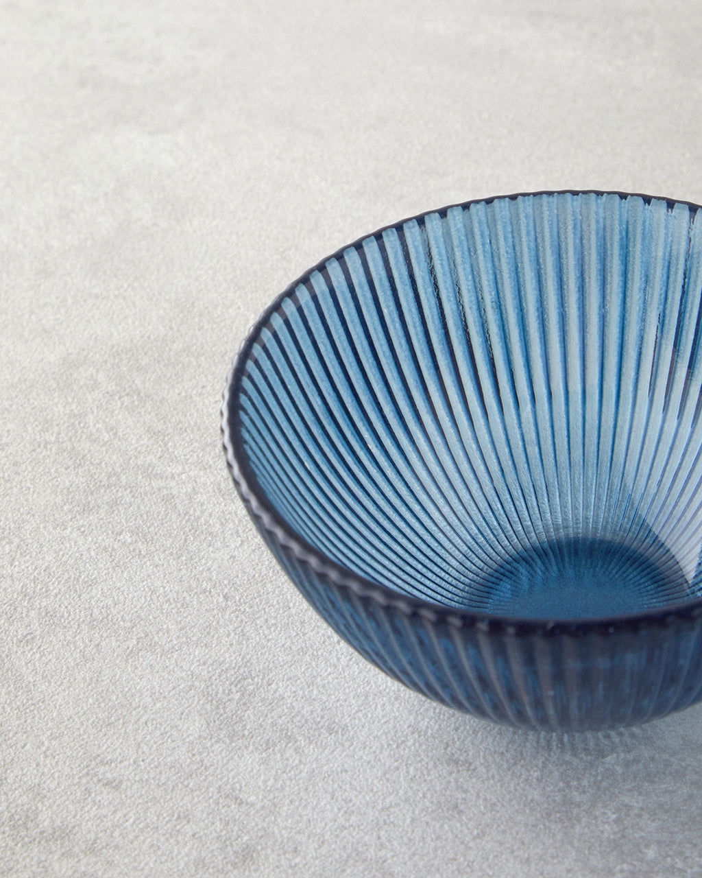 Olith Glass Snack Bowl 9 cm Blue (view 3)