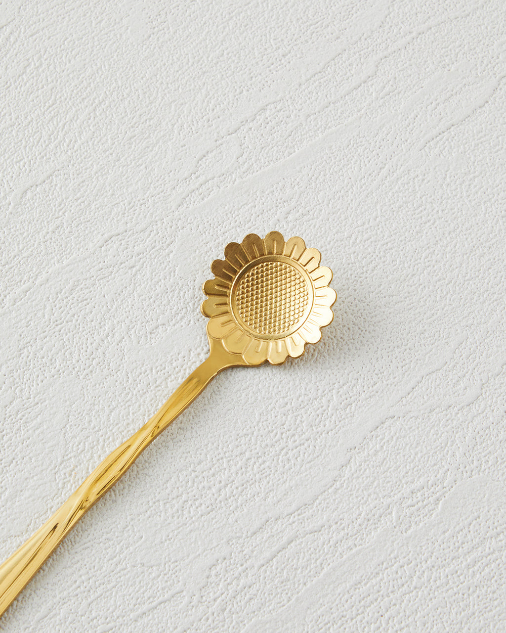 Luxe Flora Stainless Steel Dessert Spoon 4 Pieces Gold (view 2)