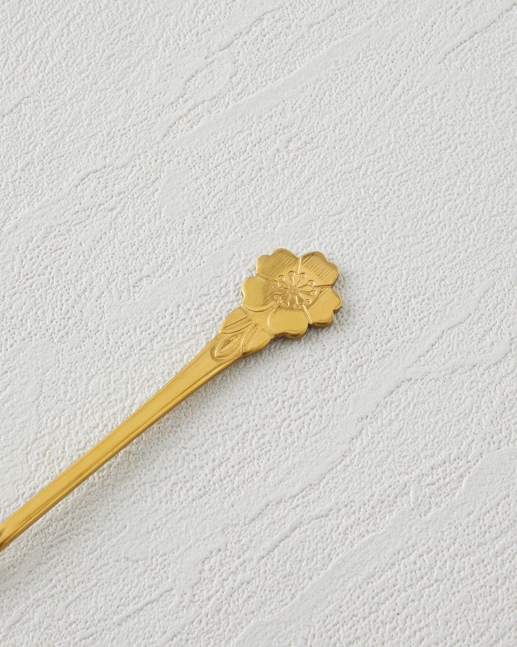 Flora Stainless Steel Cocktail Fork 4 Pieces Gold (view 5)