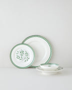Layla Bone Porcelain Table Set 24 Pieces, 6 Servings Green