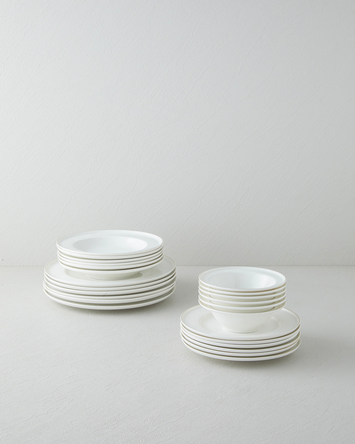 Bone Porcelain Table Set 24 Pieces, 6 Servings Gold (view 2)