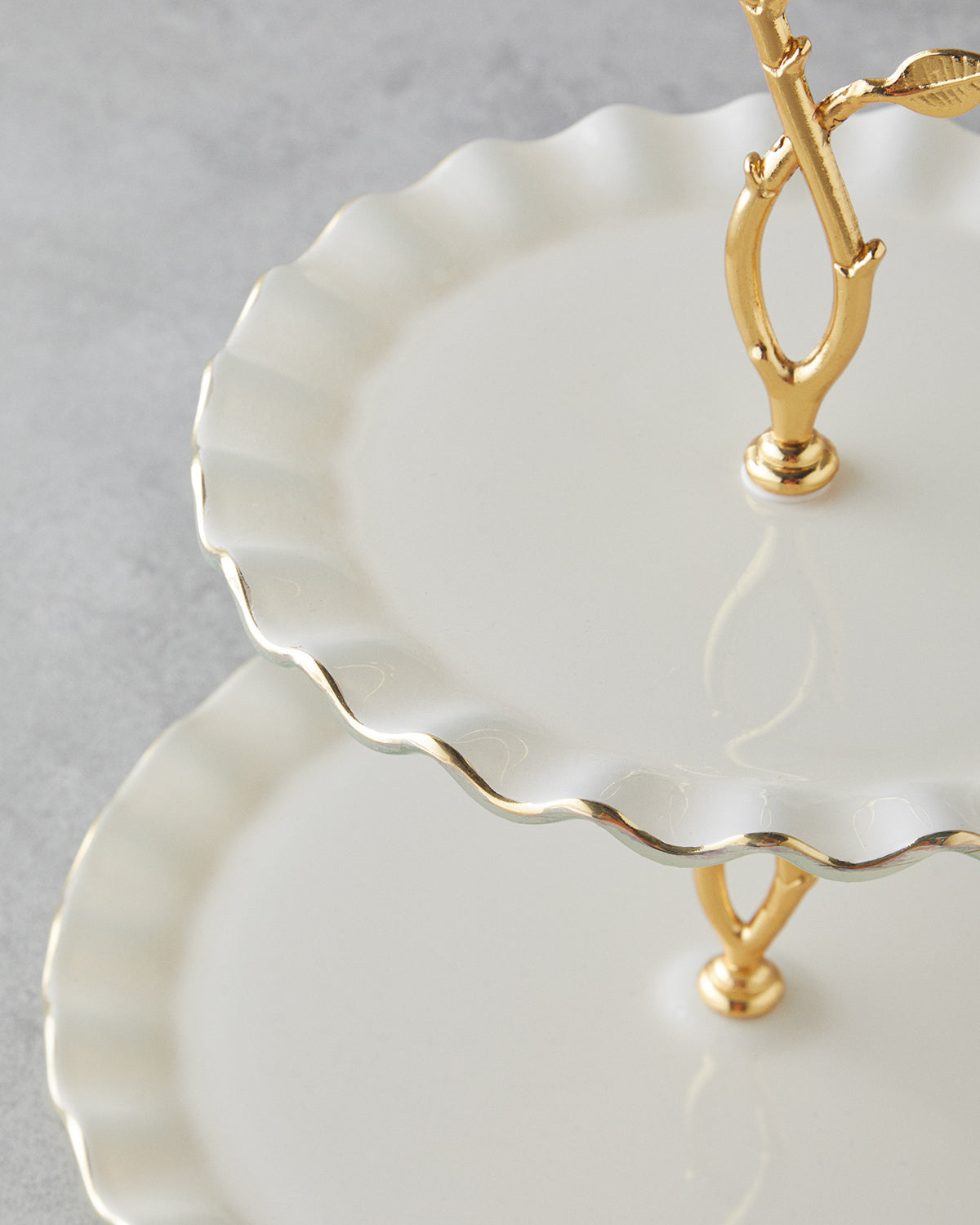 Lustre Glass Cookie Stand 20+26 cm Cream-Gold (view 3)