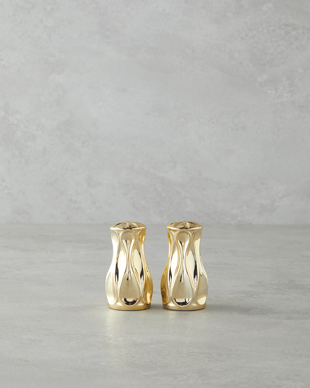 Baho Glass Salt and Pepper Shaker 4x4x8 cm Gold