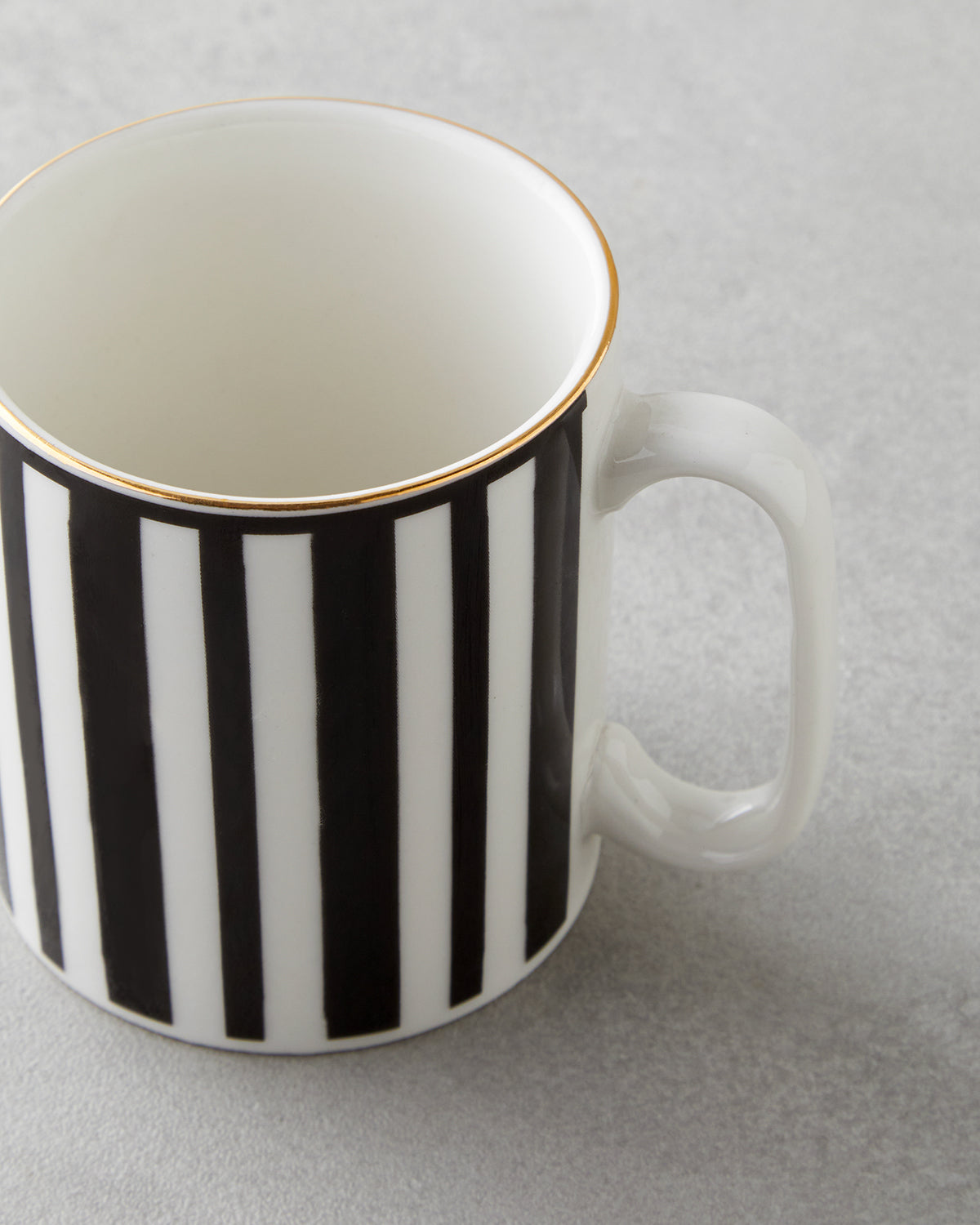 Bone Porcelain Mug 290 ml Black - White - Gold (view 2)