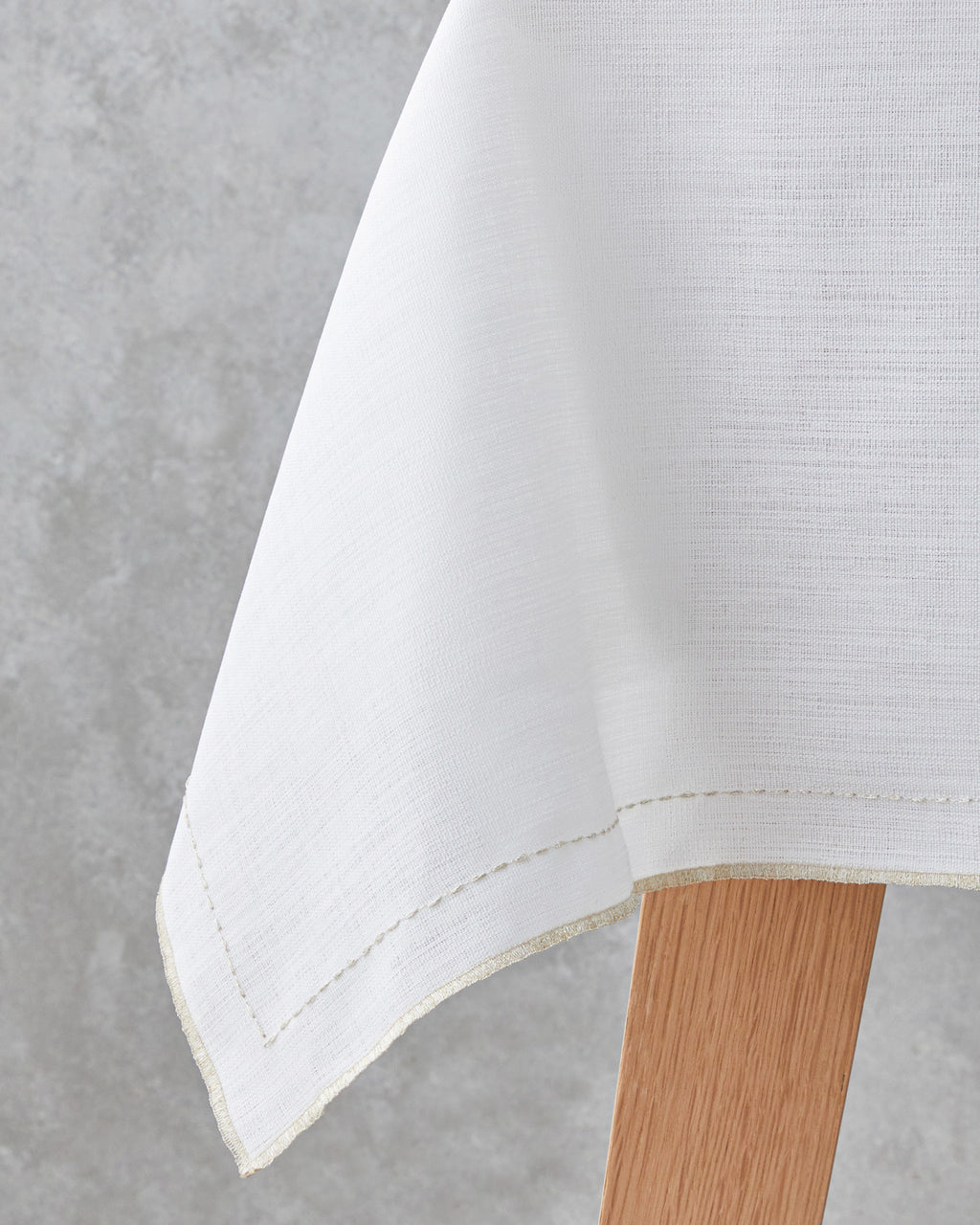 Celine Polyester Table Cloth 150x200 cm Gold (view 3)