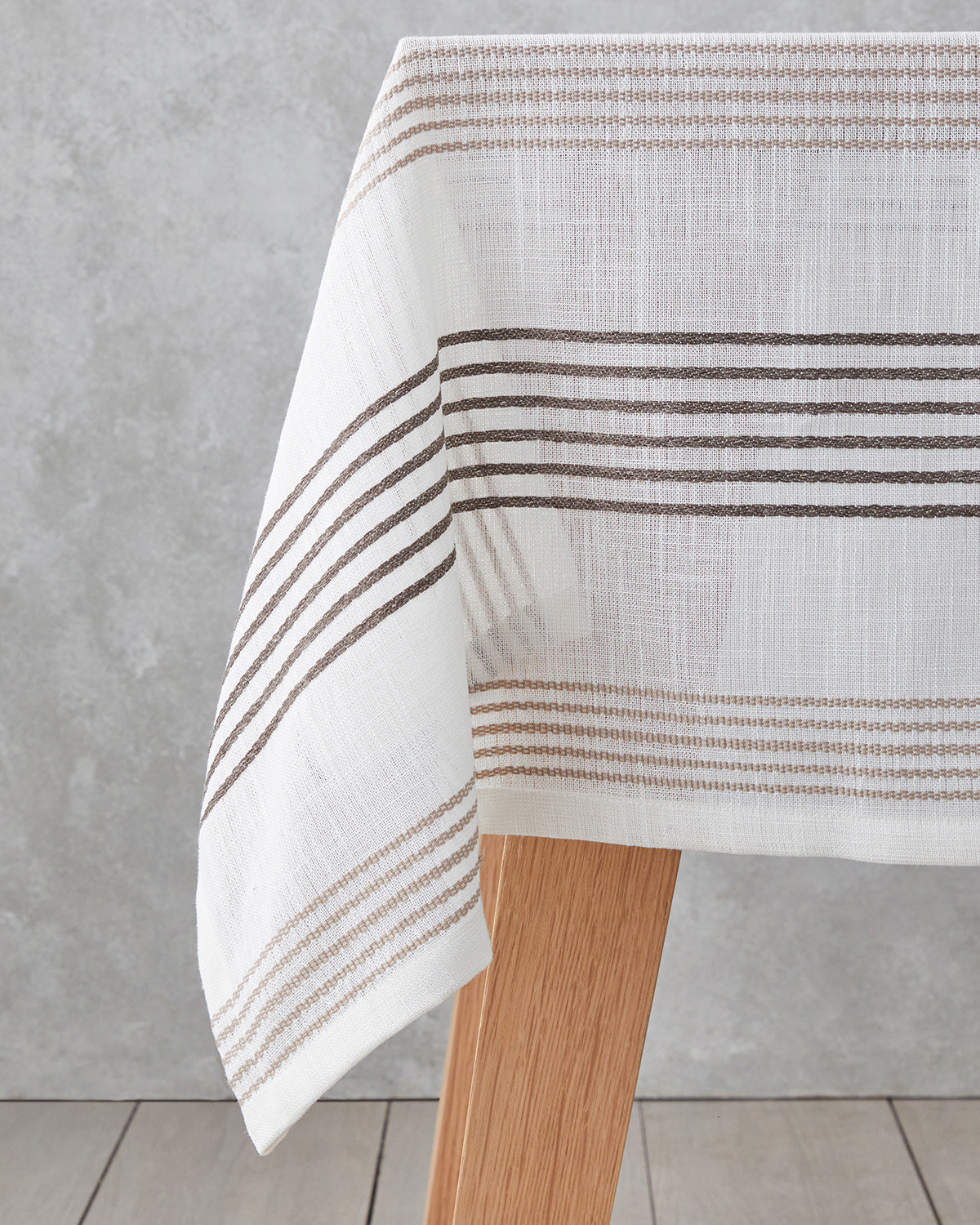Polyester Table Cloth 145x200 cm Beige-Brown (view 2)