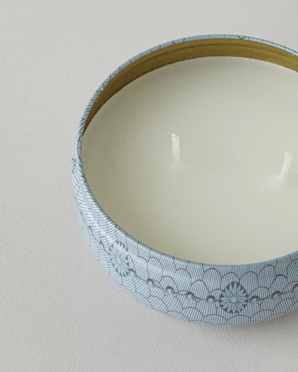 Luna Scented Candle 170 g White (view 3)