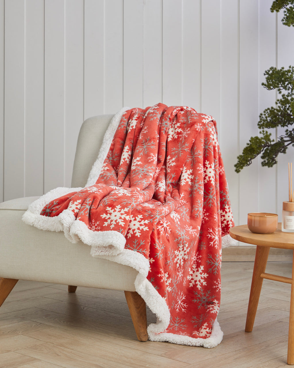 Snowland Sofa Throw 120x160 cm Red (view 2)