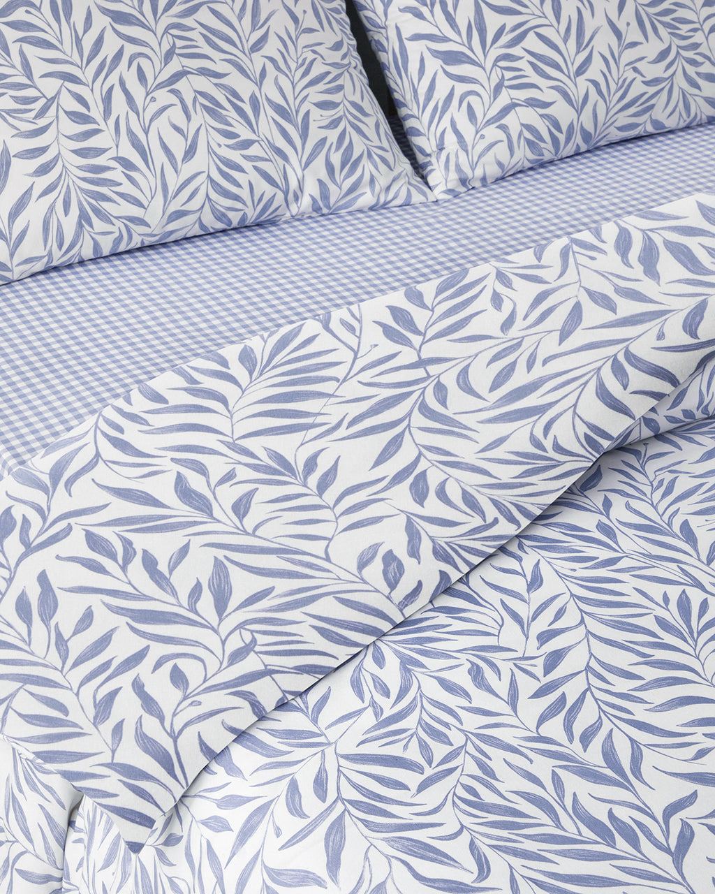 Leaf Dream Easy Iron Duvet Cover Set (view 15)