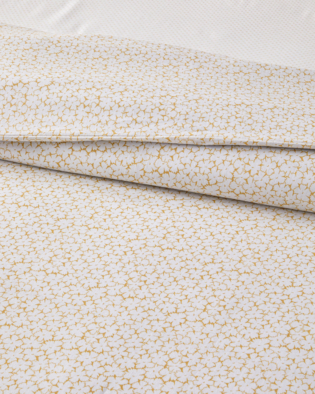 Sweet Violet Easy Iron Duvet Cover Set Oil (view 12)