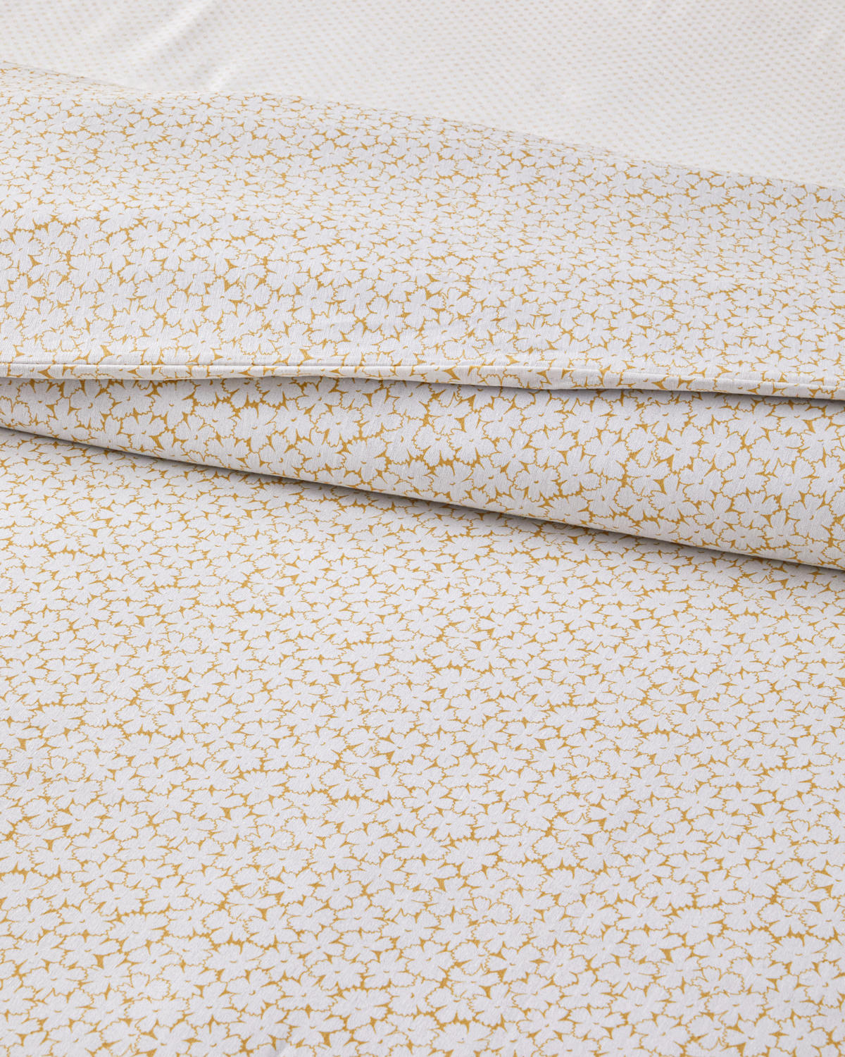 Sweet Violet Easy Iron Duvet Cover Set Oil (view 12)