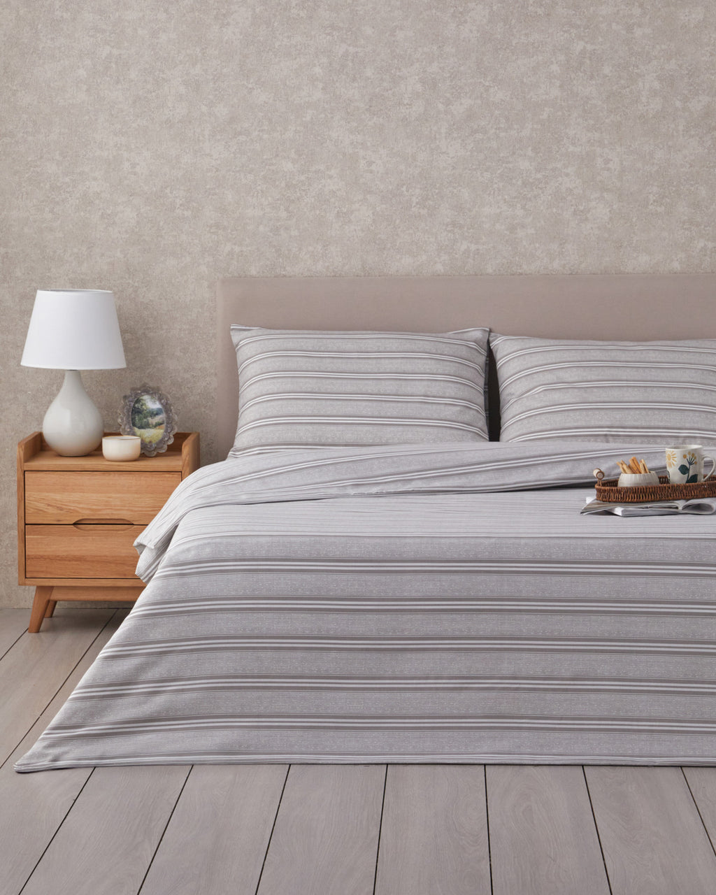Sleek Lines Easy Iron Duvet Cover Set Gray - Single 160x220 cm