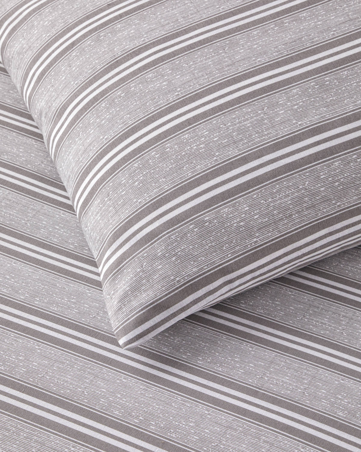 Sleek Lines Easy Iron Duvet Cover Set Gray (view 5)