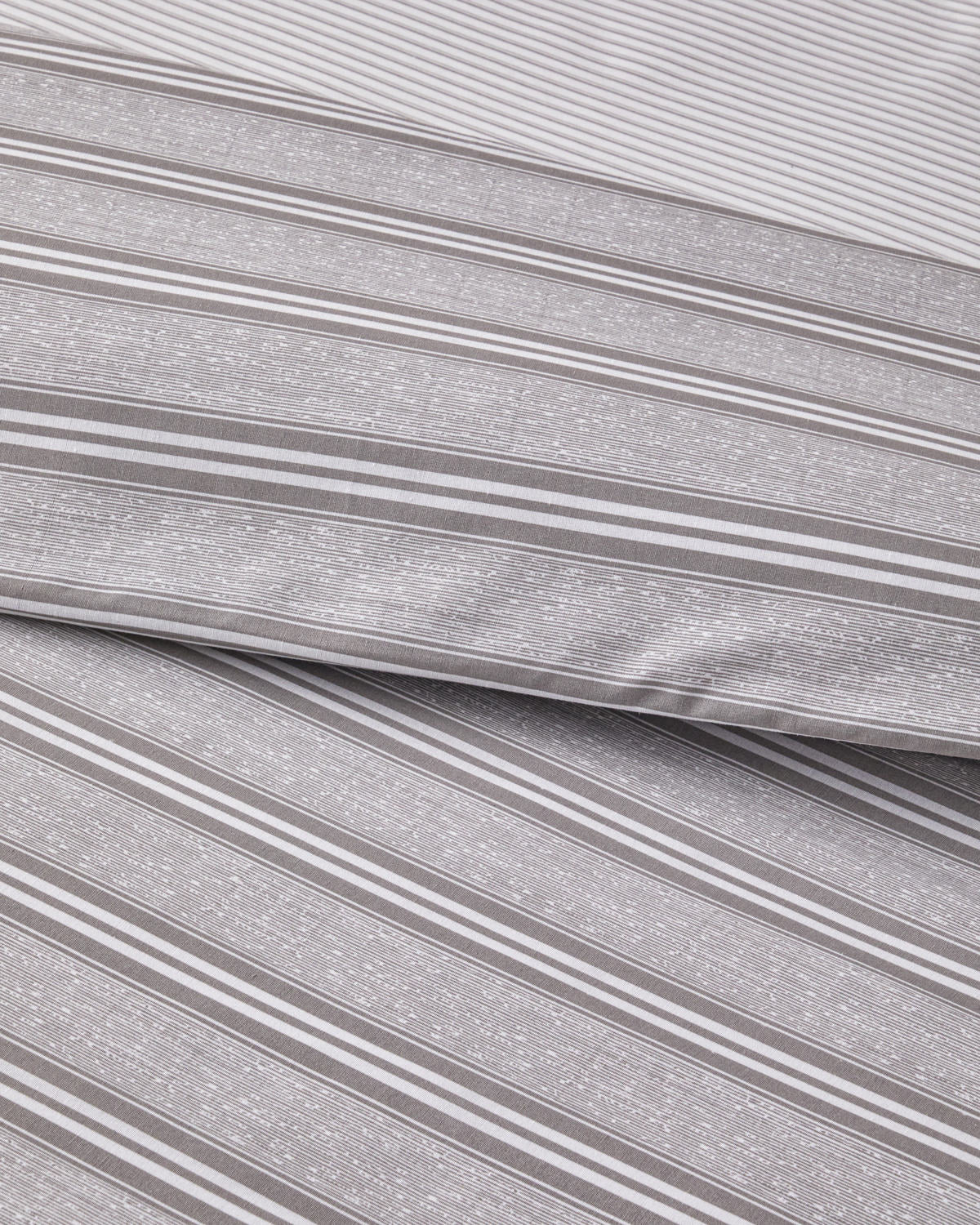 Sleek Lines Easy Iron Duvet Cover Set Gray (view 12)