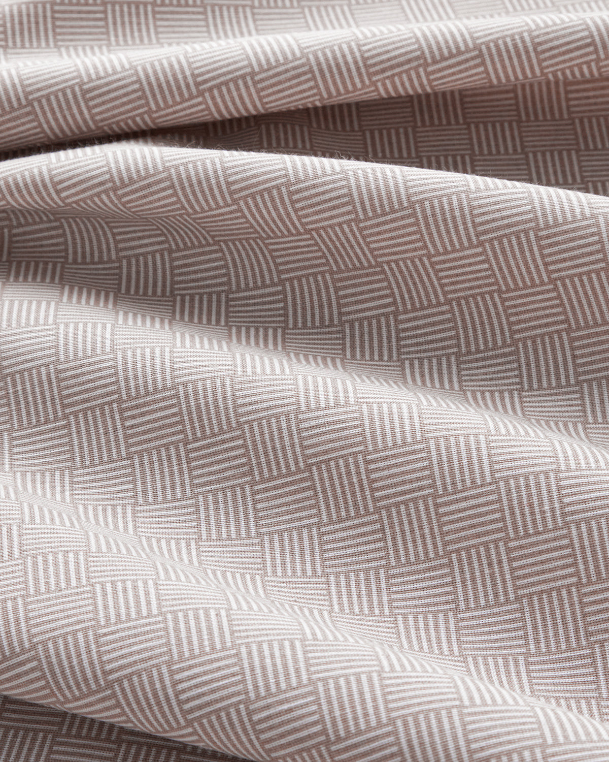 Linework Easy Iron Duvet Cover Set (view 6)