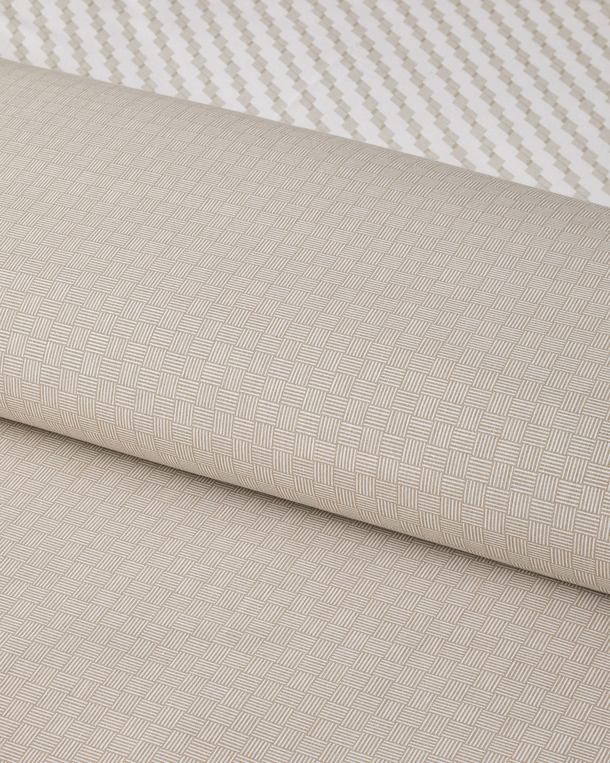 Linework Easy Iron Duvet Cover Set (view 24)