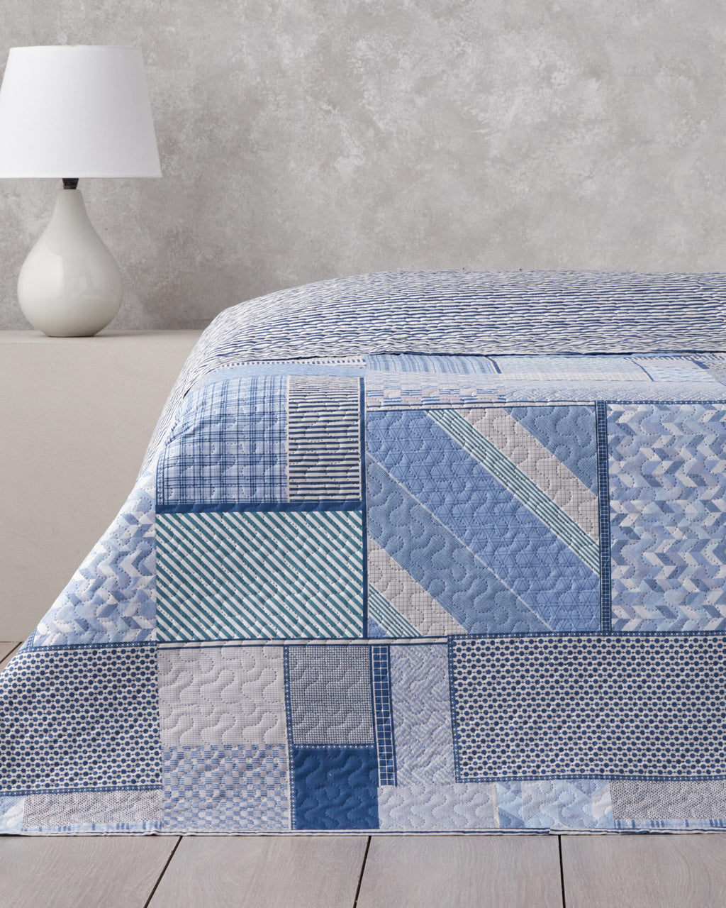 Patch Mosaic Multi-Purpose Cover Blue (view 8)