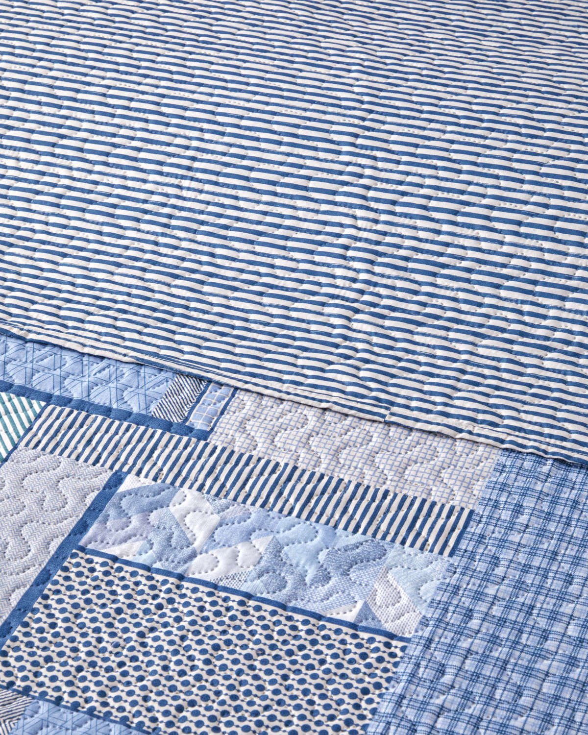 Patch Mosaic Multi-Purpose Cover Blue (view 9)