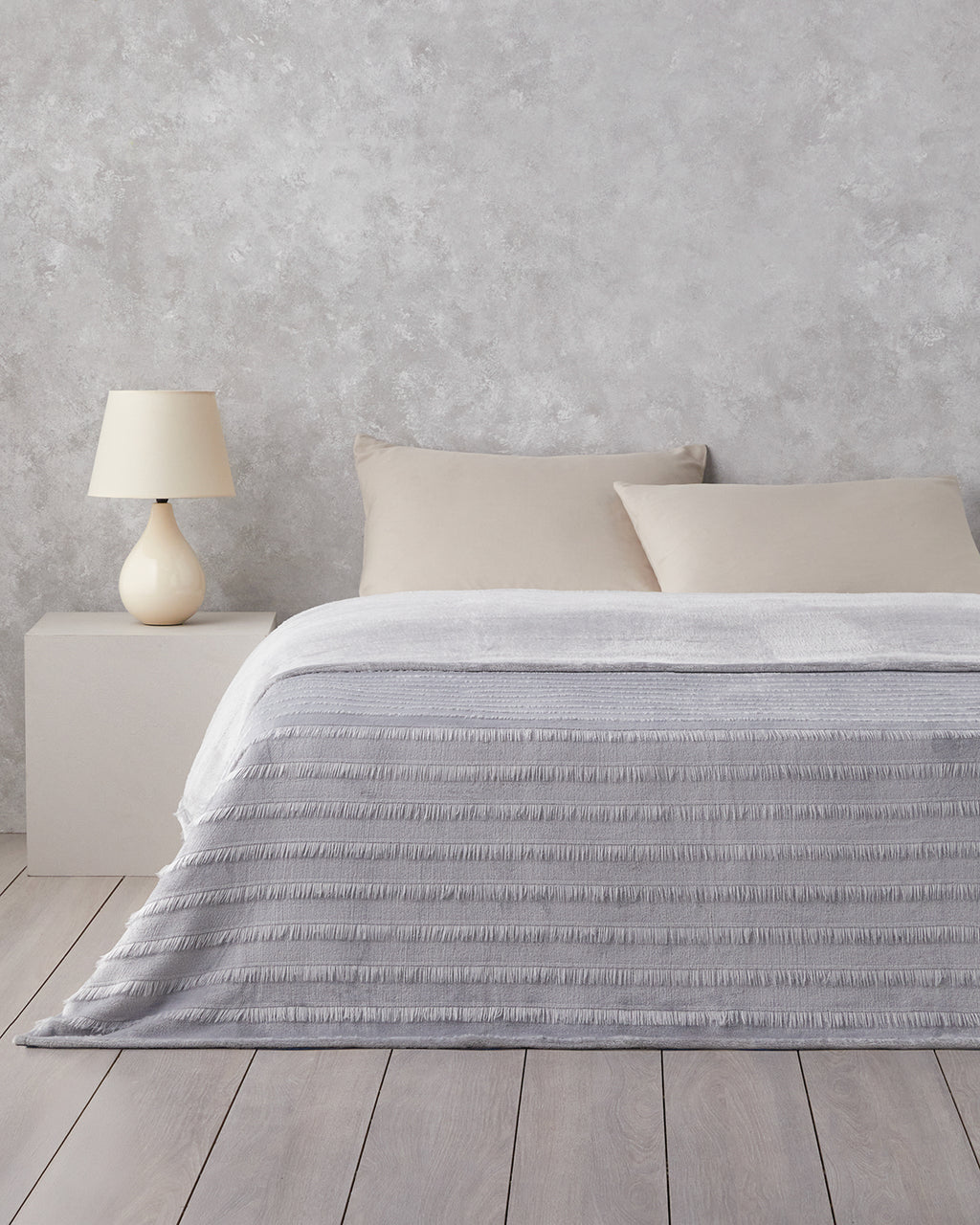 Super Soft Blanket (view 7)