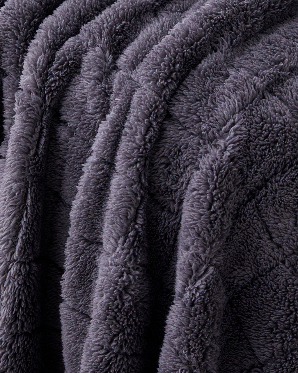 Natural Checkers Jacquard Wellsoft TV Blanket 120x160 cm Night (view 3)