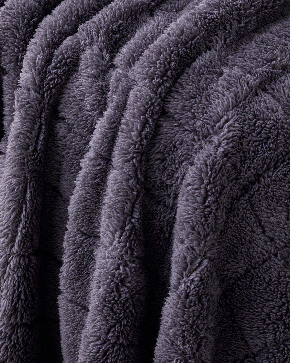 Natural Checkers Jacquard Wellsoft TV Blanket 120x160 cm Night (view 3)