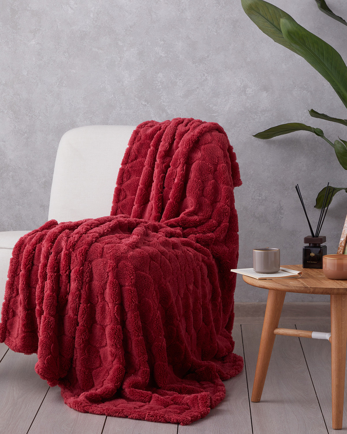 Jacquard Wellsoft TV Blanket 120x160 cm Dark Red (view 2)