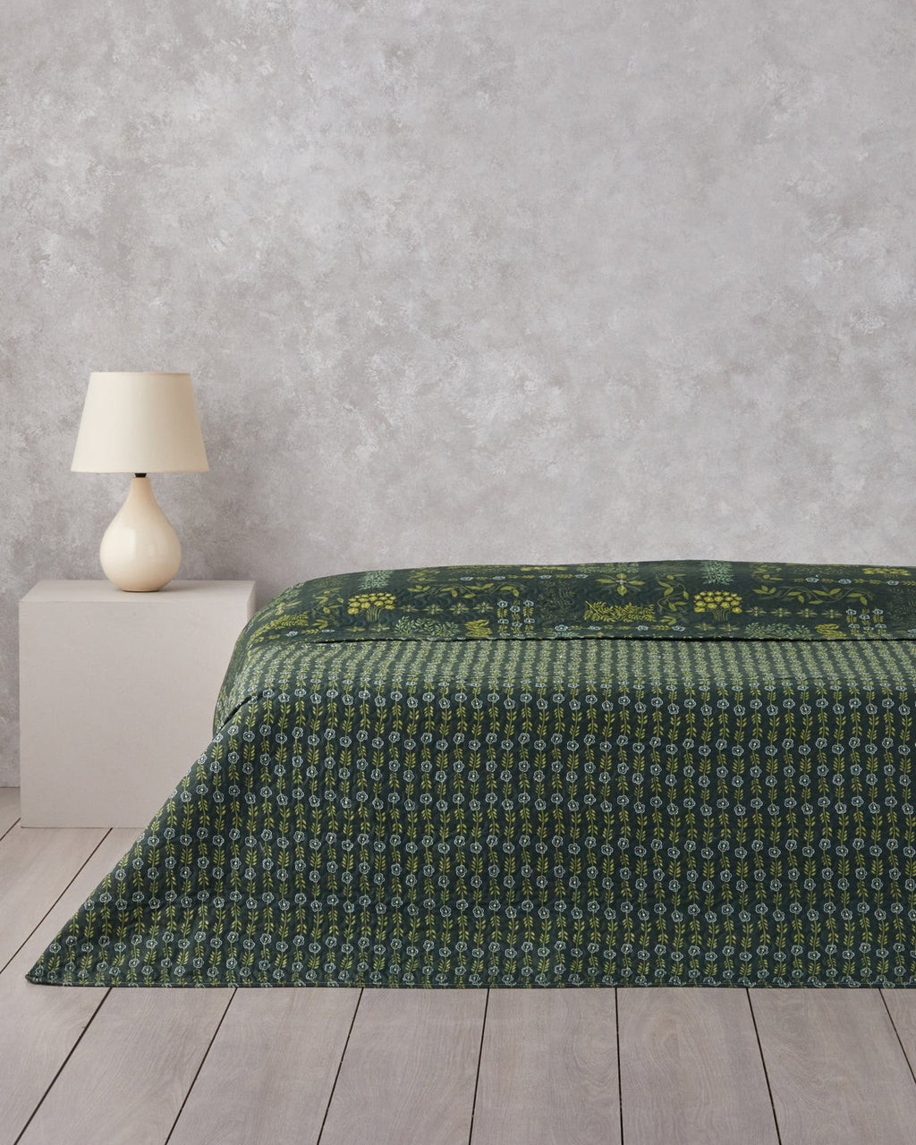 Tendril Bloom Multi-Purpose Cover Green (view 12)