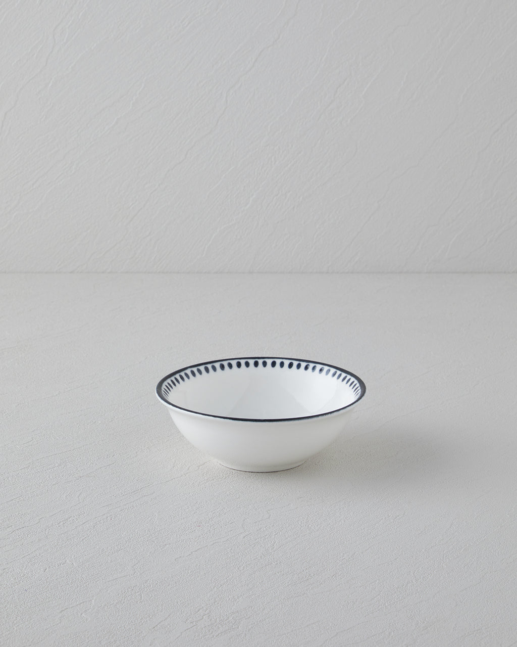 Porcelain Bowl Black - White - 14 cm
