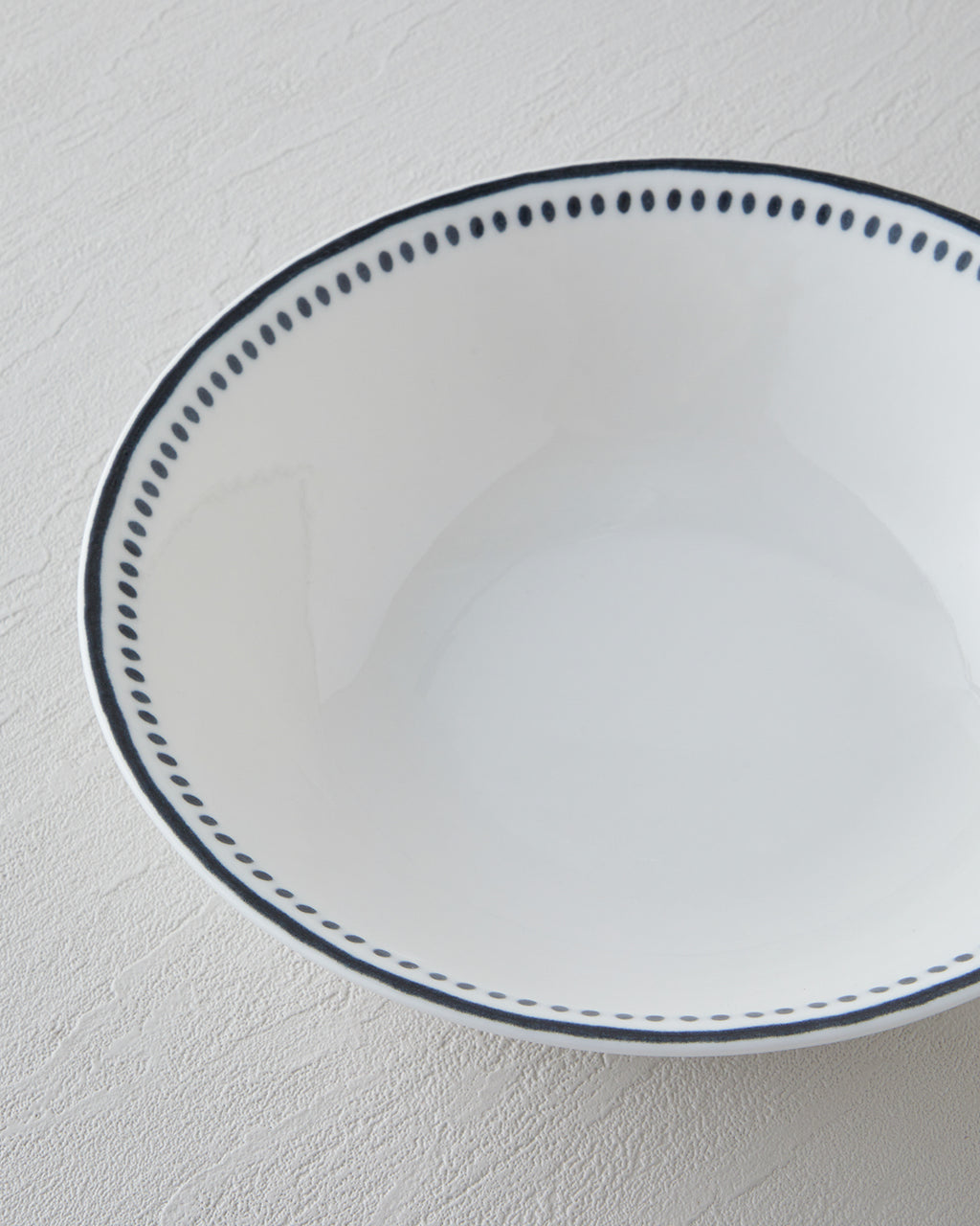 Porcelain Bowl Black - White (view 7)