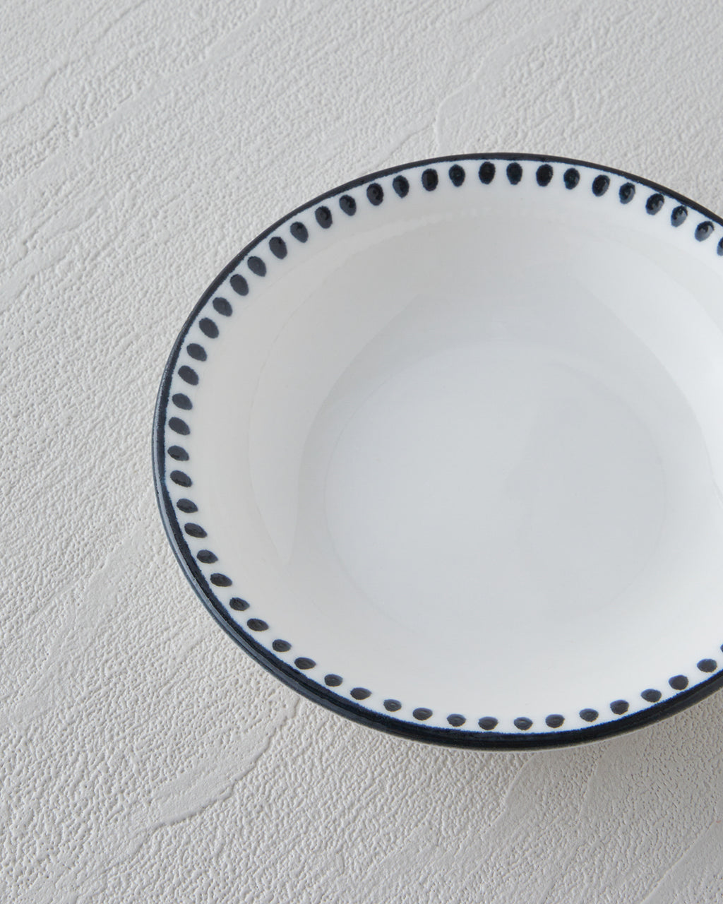 Black Dots Porcelain Snack Bowl 11 cm Black - White (view 3)